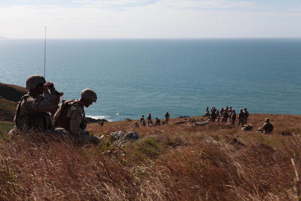 US Marines fire mortars during Talisman Sabre 2011