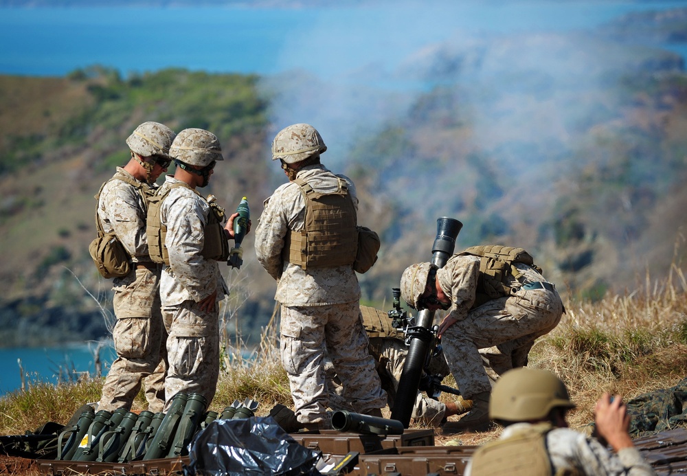 USMC 81 mm Mortar Platoon at Townshend Island