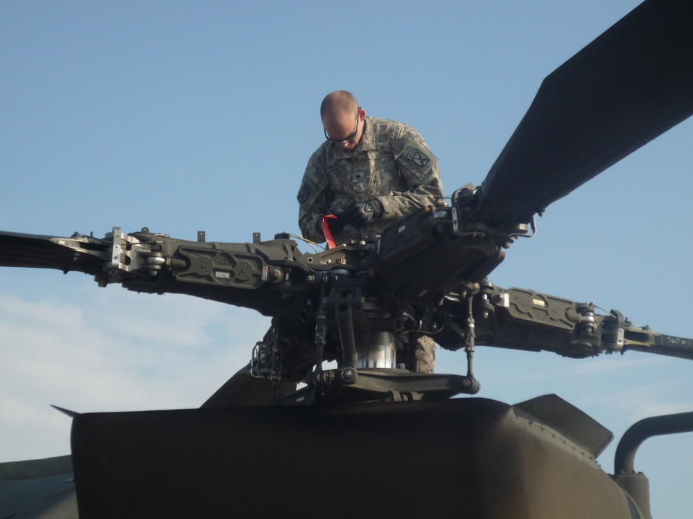 Junkyard Dogs keep Apaches in the air