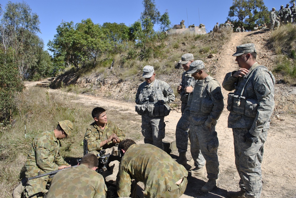 Australian Defence Force troops, US soldiers train together during Talisman Sabre 2011