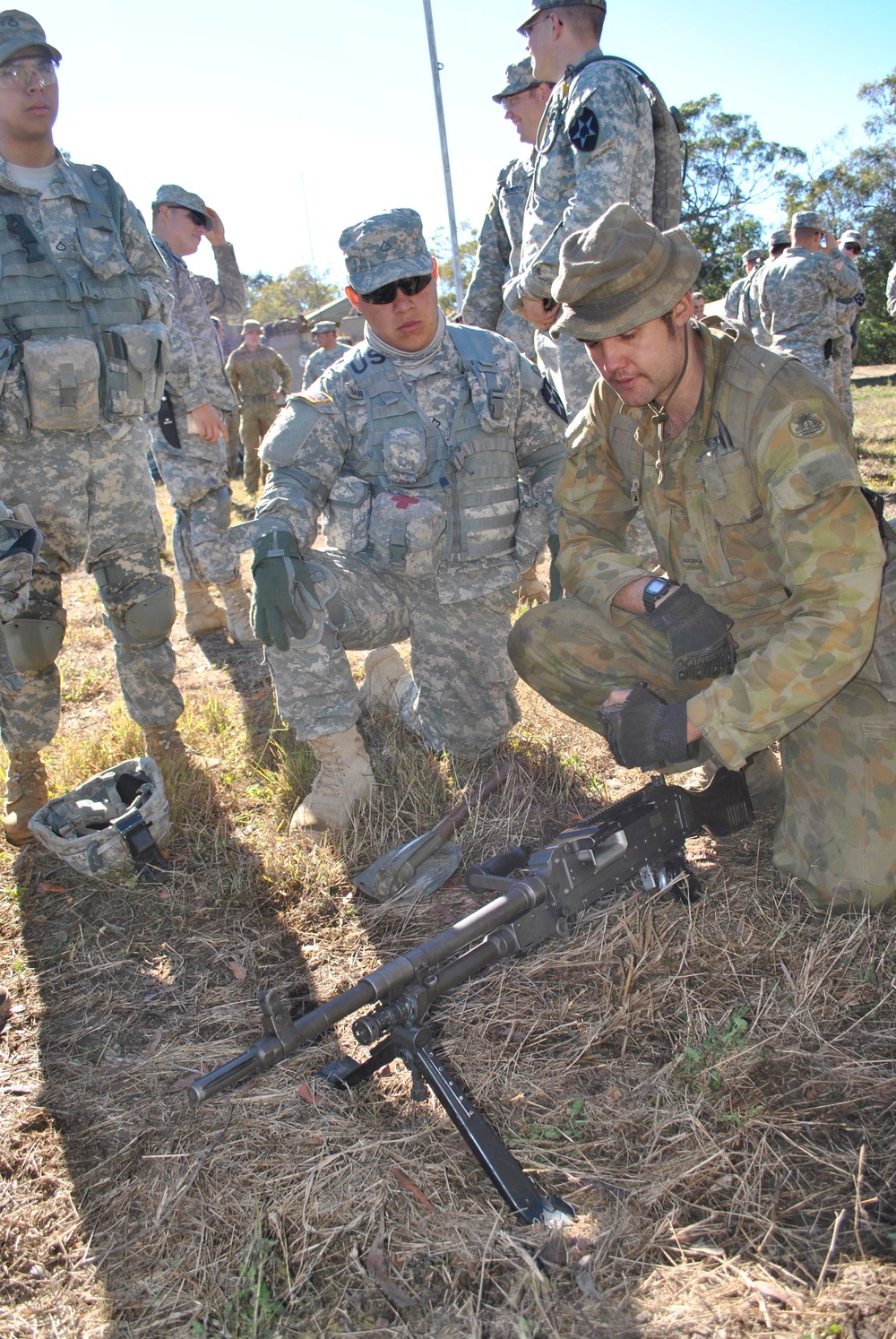 Australian Defence Force troops, US soldiers train together during Talisman Sabre 2011