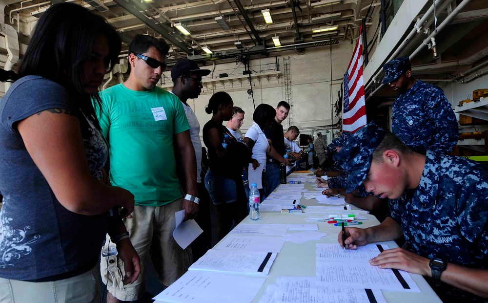 USS Mesa Verde combatant evacuation exercise