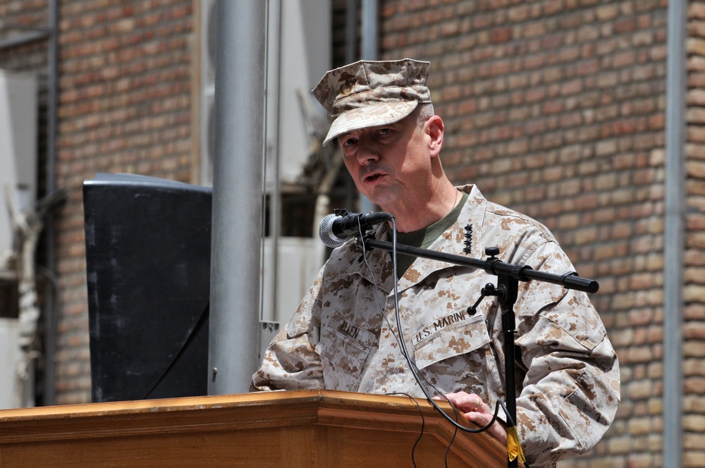 Allen takes command of ISAF