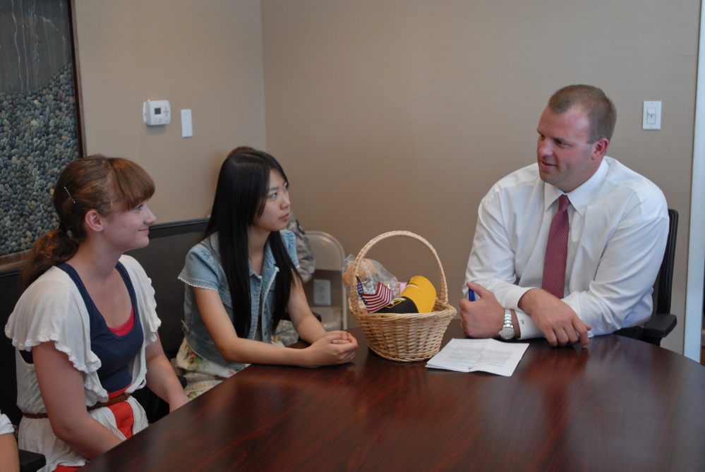 Army Reserve soldiers exchange students, culture