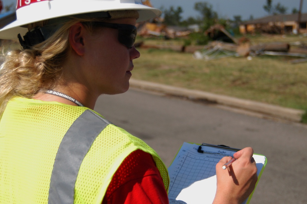 Joplin tornado response: Attitude is everything for deployed bride-to-be