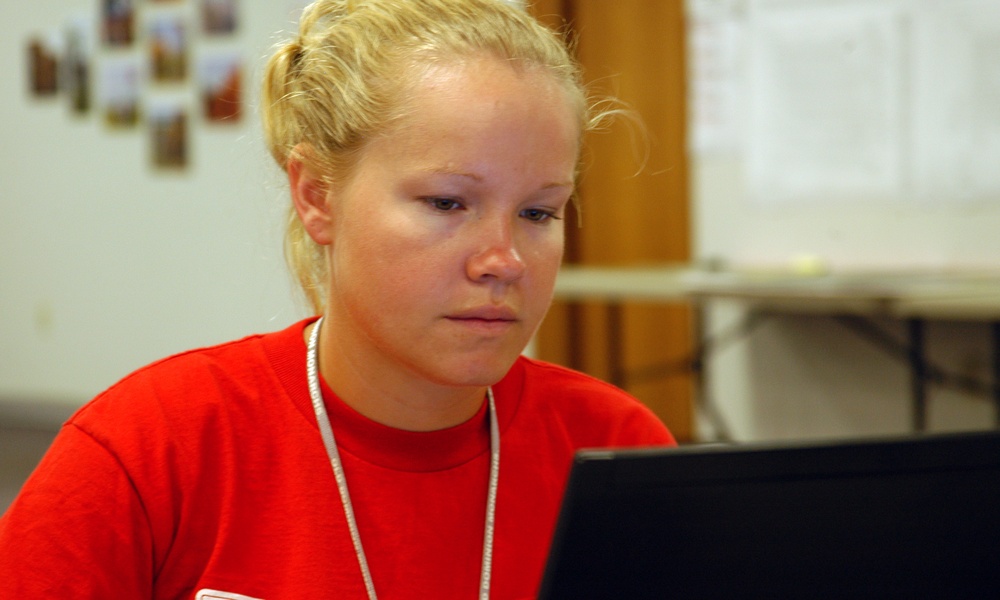 Joplin tornado response: Attitude is everything for deployed bride-to-be