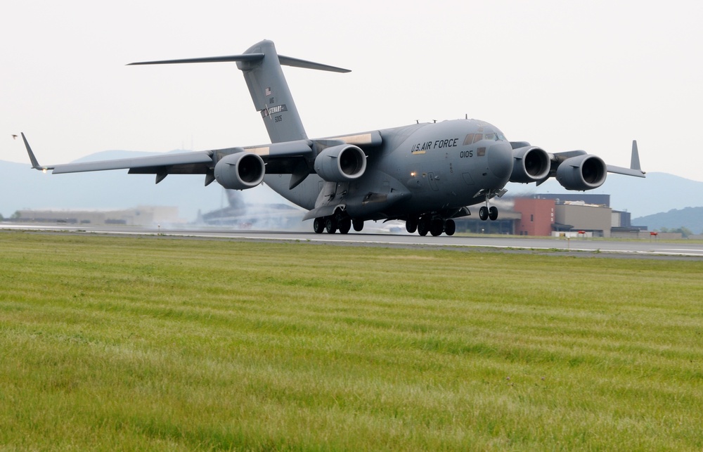 First new C-17 touches down at Stewart