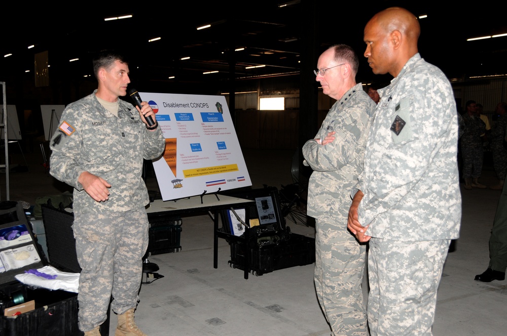 CBRNE experts demonstrate capabilities to top military leaders