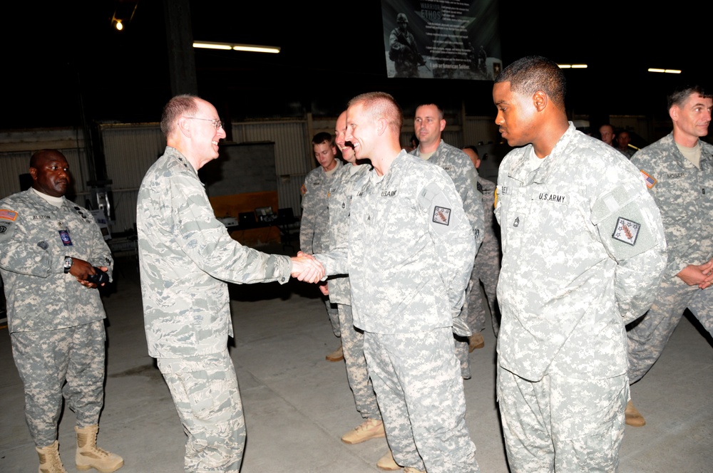 US Strategic Command Commander recognizes CBRNE troops