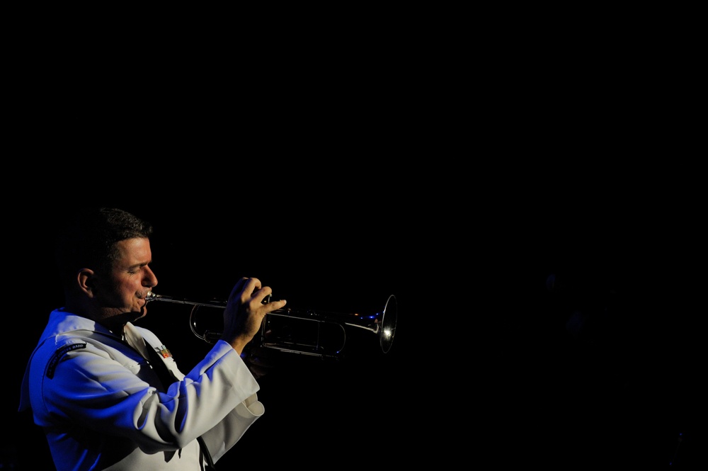 US Fleet Forces Band perform in San Salvador