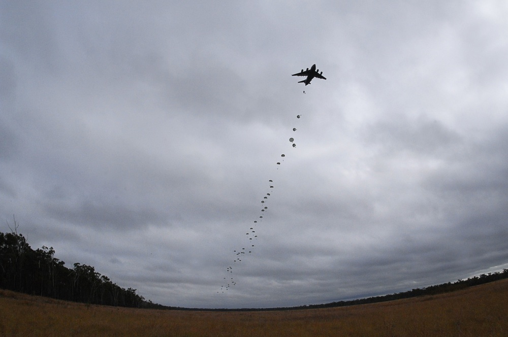 US soldiers parachute into Shoalwater Bay Training Area during Talisman Sabre 2011