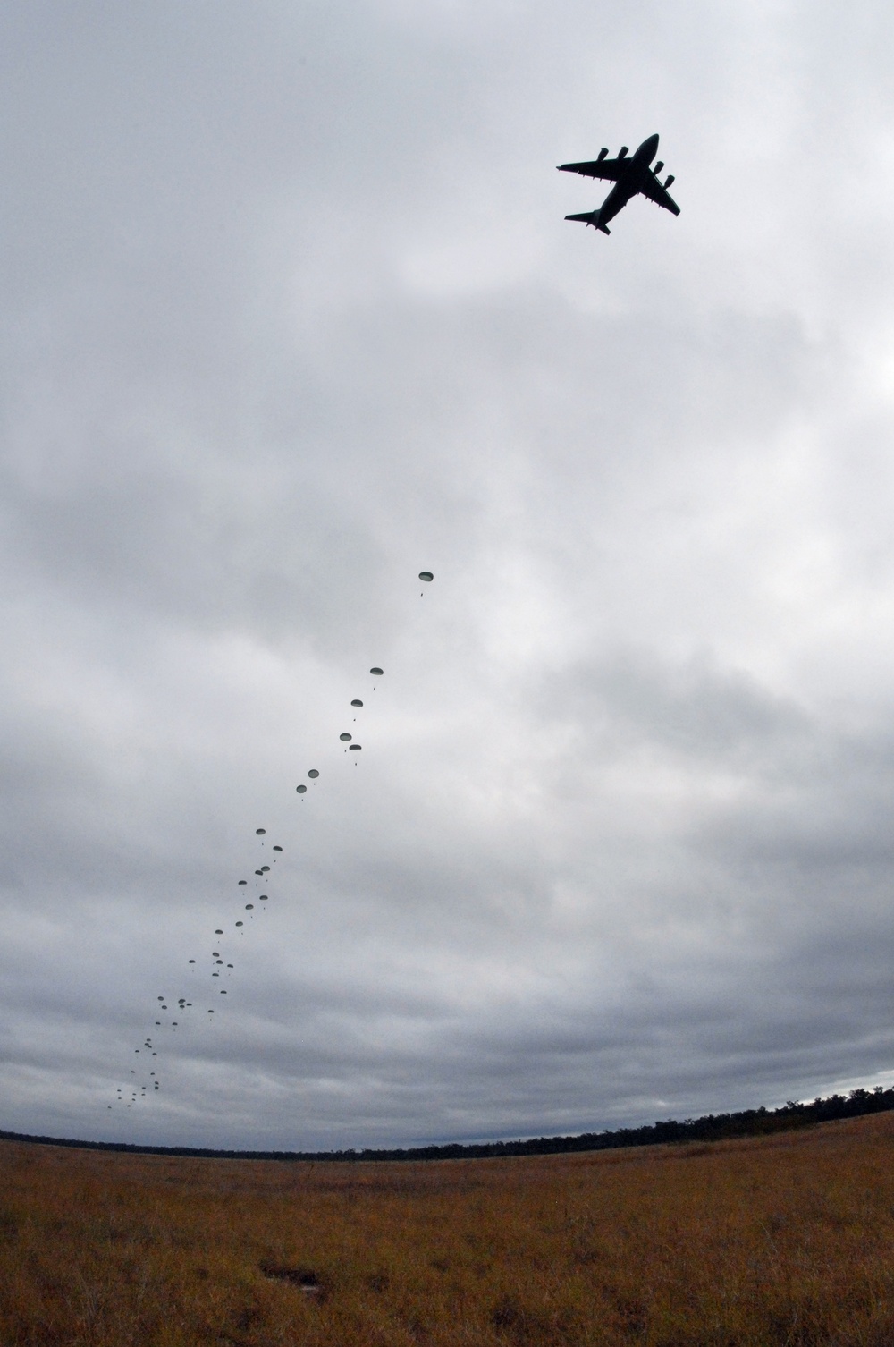 US soldiers parachute into Shoalwater Bay Training Area during Talisman Sabre 2011