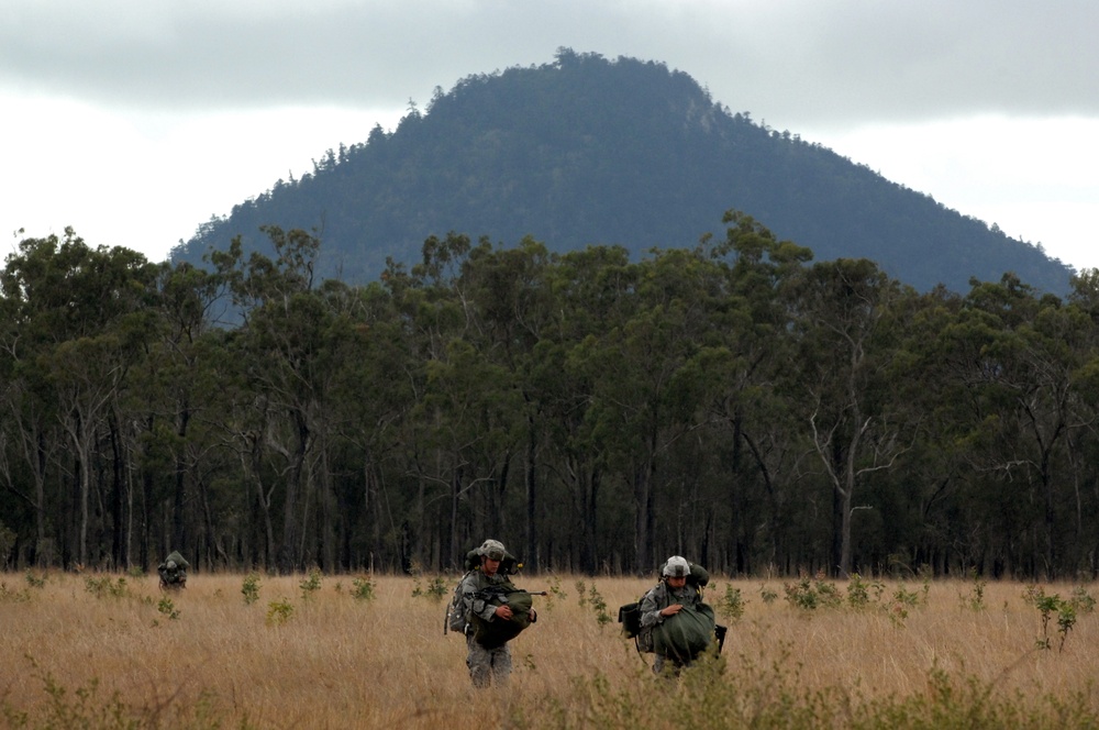 US soldiers parachute into Shoalwater Bay Training Area during Talisman Sabre 2011