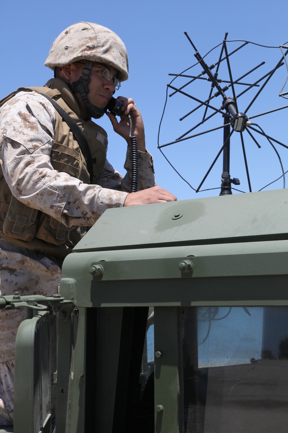 Communications Marines set up mobile command post