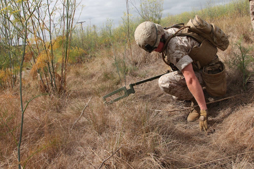 Marines learn how to identify explosive threats
