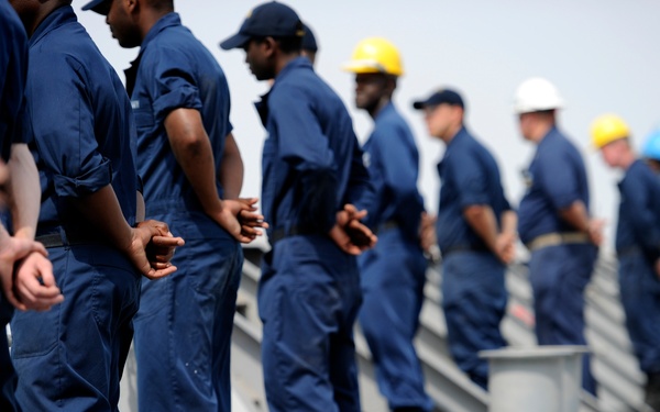 USS Anzio debarks Djiboui