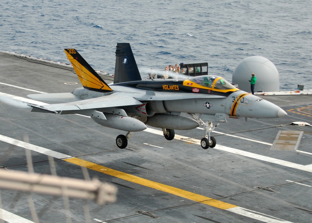 USS Abraham Lincoln action