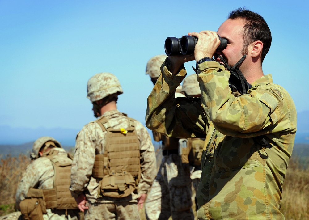 US Marines, Australian troops coordinate close air support during Talisman Sabre 2011