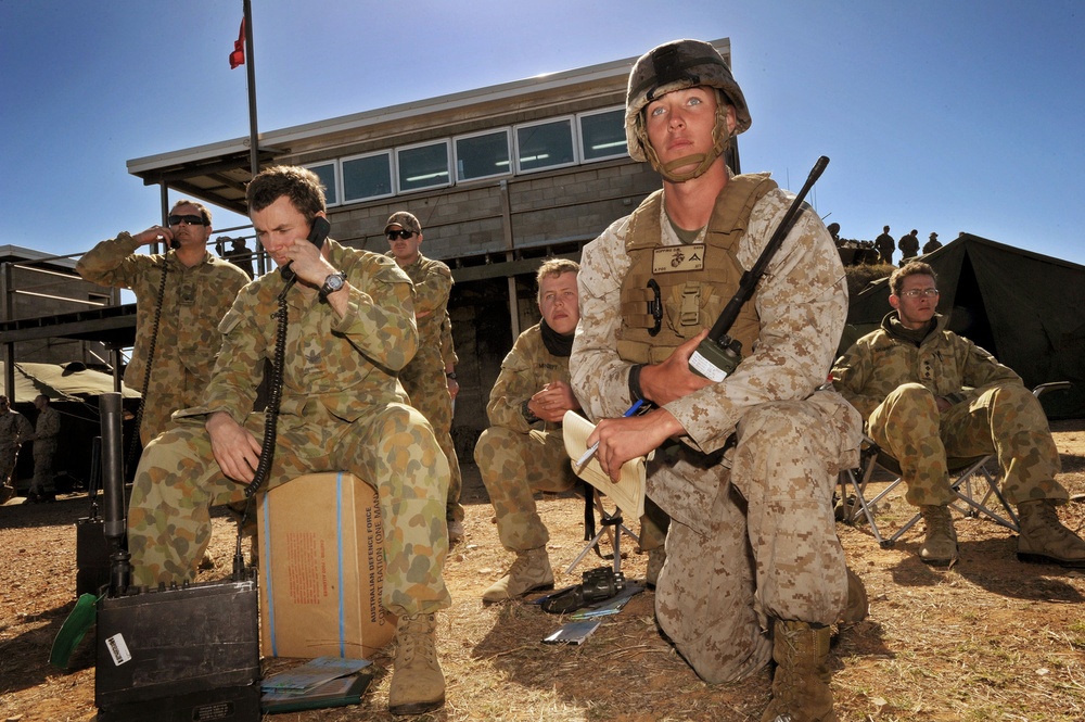 US Marines, Australian troops coordinate close air support during Talisman Sabre 2011