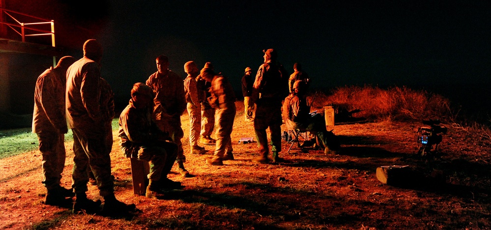 US Marines, Australian troops coordinate close air support during Talisman Sabre 2011