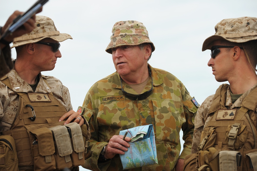 US Marines, Australian troops coordinate close air support during Talisman Sabre 2011