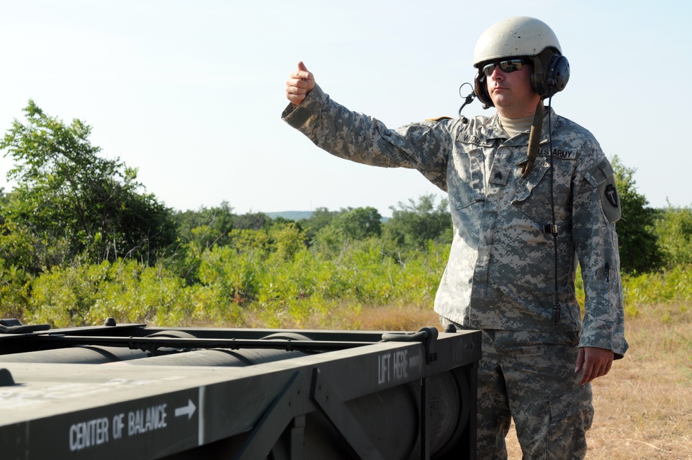 Soldiers train with new weapon system