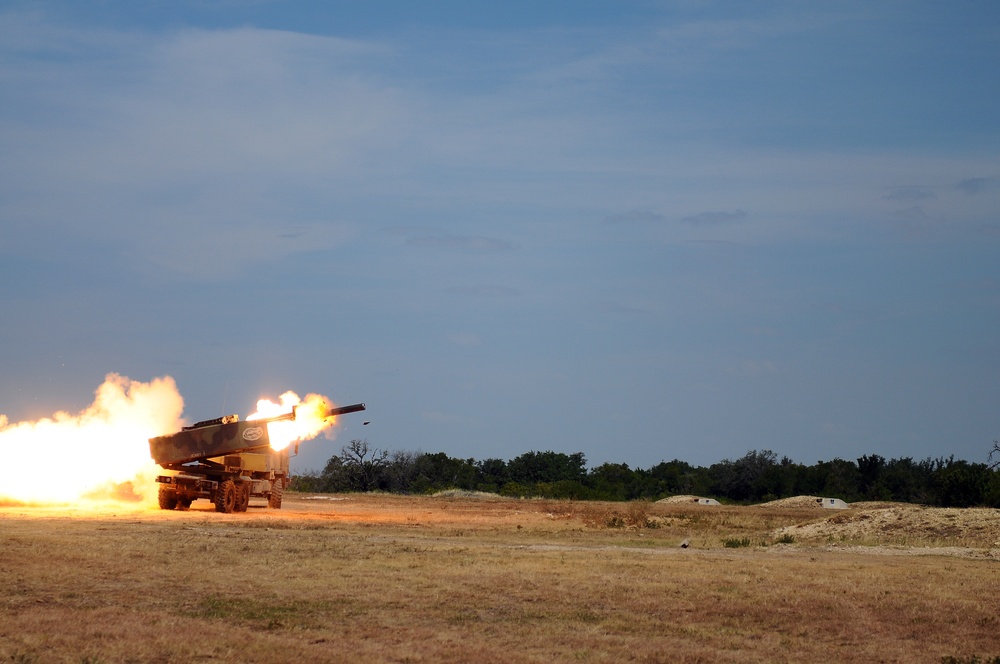 Soldiers train with new weapon system