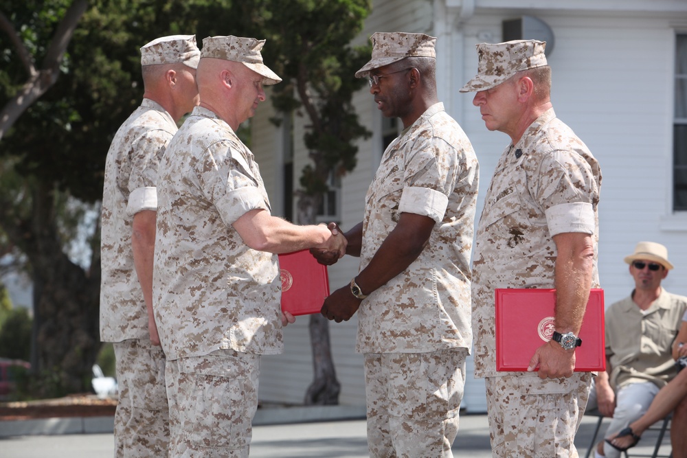 Division chief of staff receives award