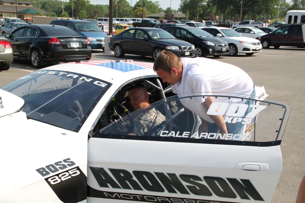 Kansas National Guard drag racers give back to wounded warriors