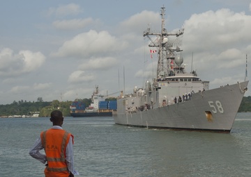 Samuel B. Roberts sailors participate in Kenyan community relations