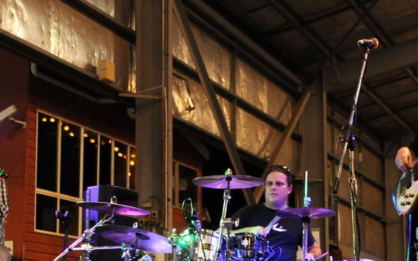 US, ADF forces Jump into Australia, see Crocs