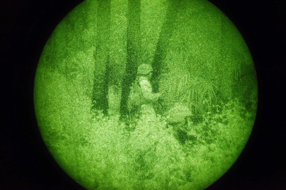 US Marines conduct patrol during Talisman Sabre 2011