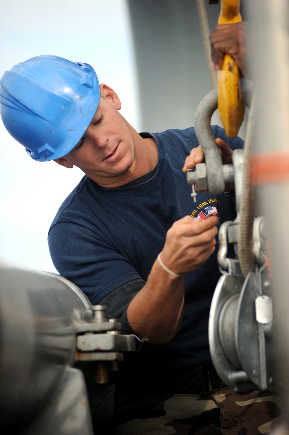 Navy diver aboard USNS Grasp