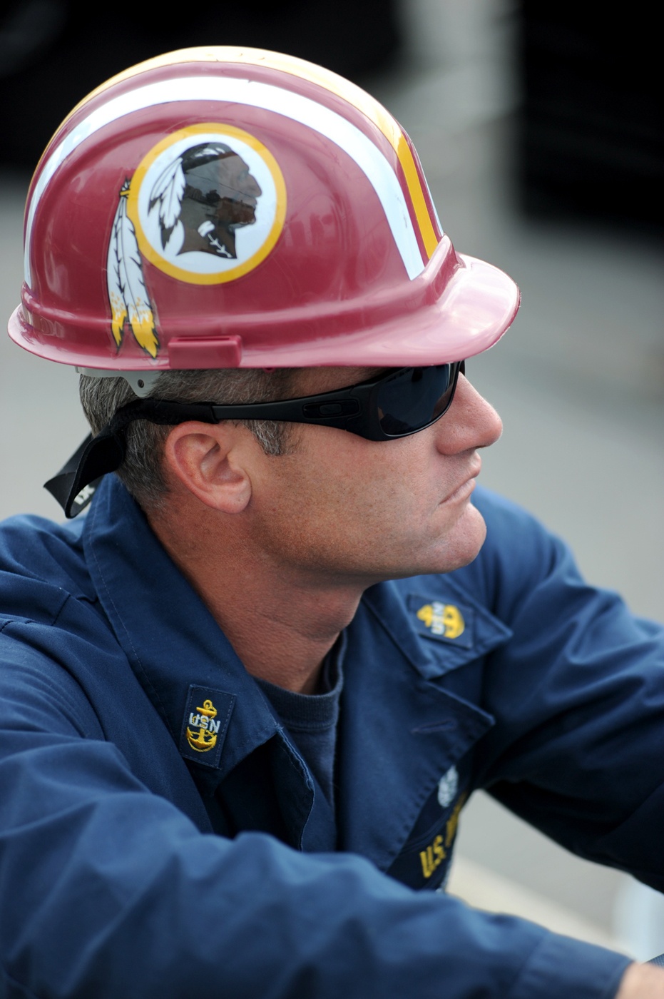 Navy diver aboard USNS Grasp