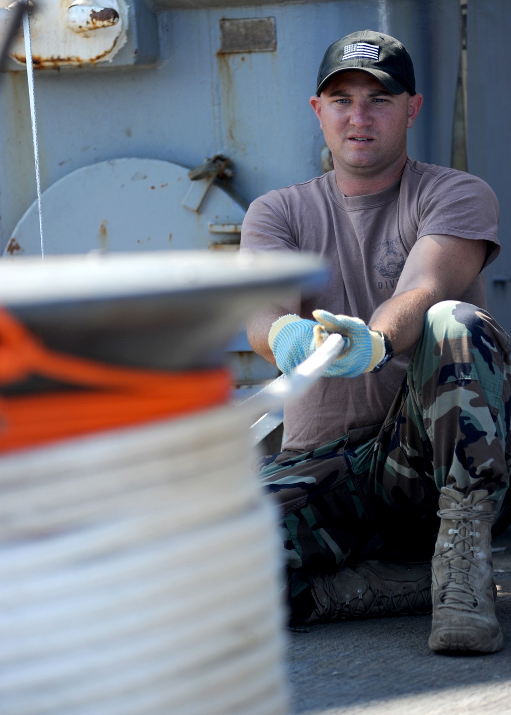 Navy diver aboard USNS Grasp