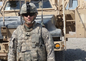 ‘Ironhorse Strong’ Soldier aids trainee