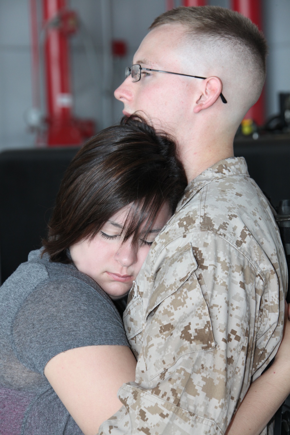 Hammerheads head for Horn of Africa