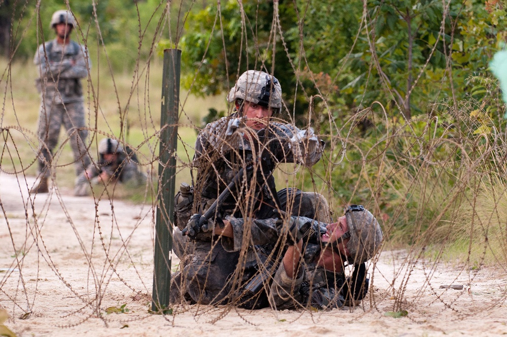Devil engineers train to clear obstacles