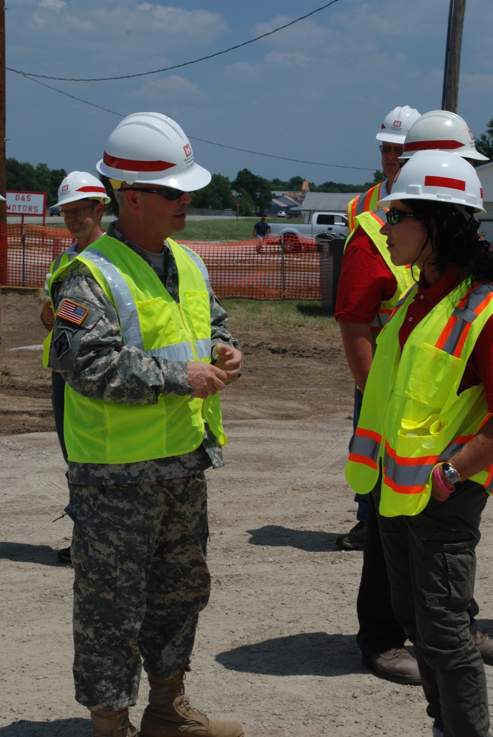 Corps contingency operations director visits Joplin