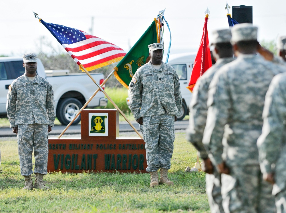 525th MP Company changes command