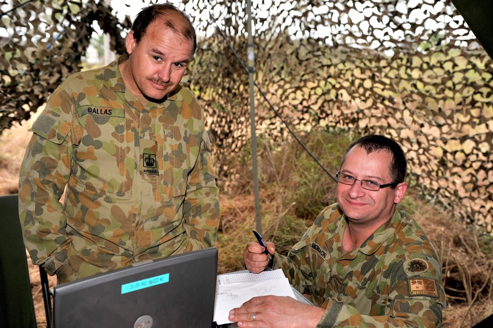 Australian Defence Force troops train in Shoalwater Bay Training Area during Talisman Sabre 2011