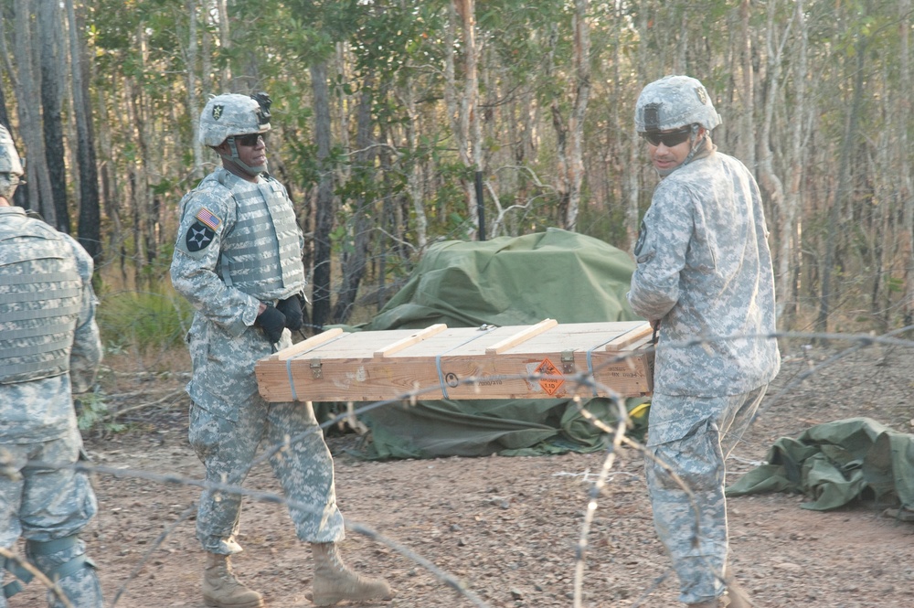 US, Australian Defence Force troops train in Shoalwater Bay Training Area during Talisman Sabre 2011