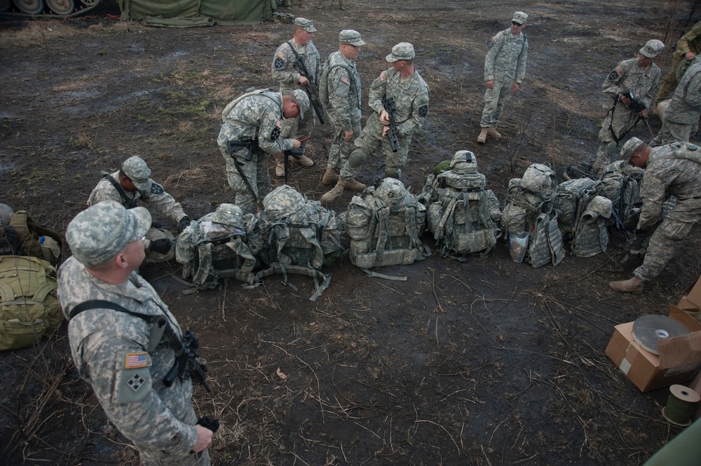 US, Australian Defence Force troops train in Shoalwater Bay Training Area during Talisman Sabre 2011