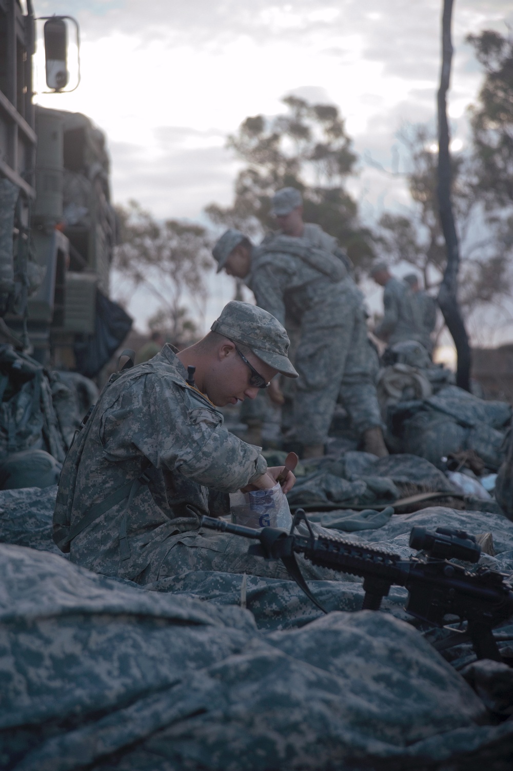 US, Australian Defence Force troops train in Shoalwater Bay Training Area during Talisman Sabre 2011