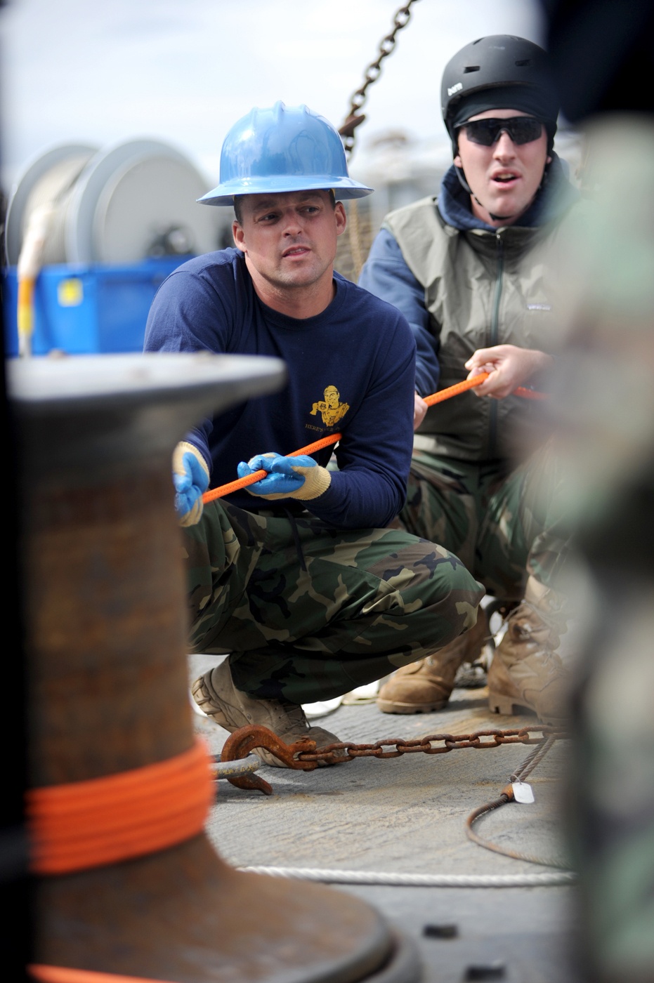 Sailors dive for historic ship