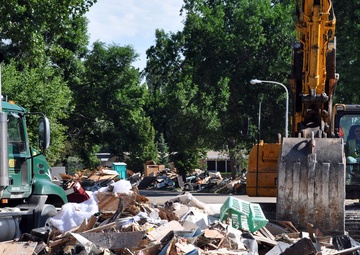 Vicksburg, Miss., team cleaning up Minot, N.D., after devastating flood