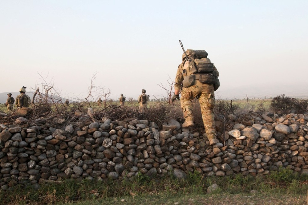 Searching for a Hezb-e Islami Gulbuddin leader in Khost province