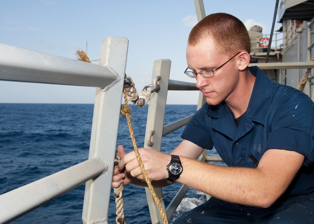 Samuel B. Roberts host Kenyan and Tanzanian sailors underway