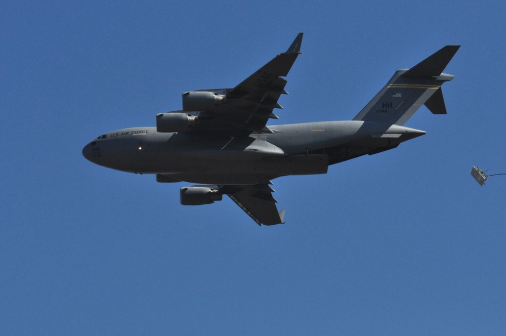 US Air Force conducts heavy equipment drop during Talisman Sabre 2011
