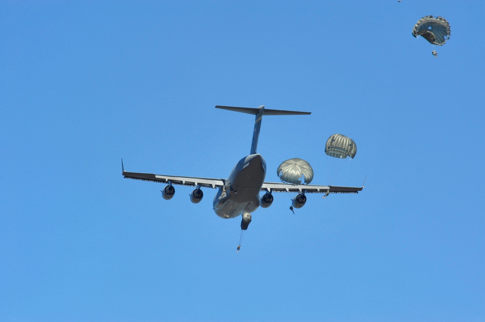 US Air Force 36th Expeditionary Contingency Response Squadron jump from a C-17 during Talisman Sabre 2011